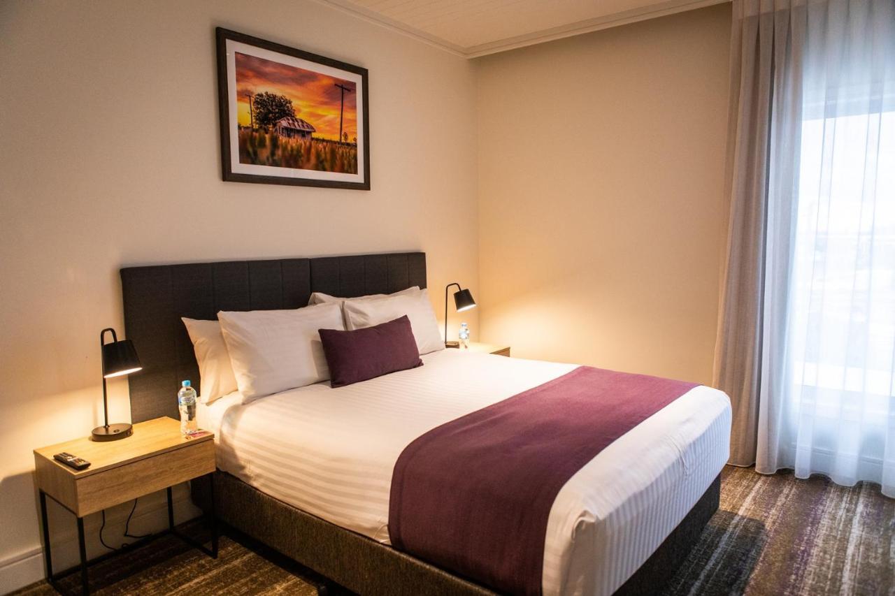 Porter'S Plainland Hotel Экстерьер фото