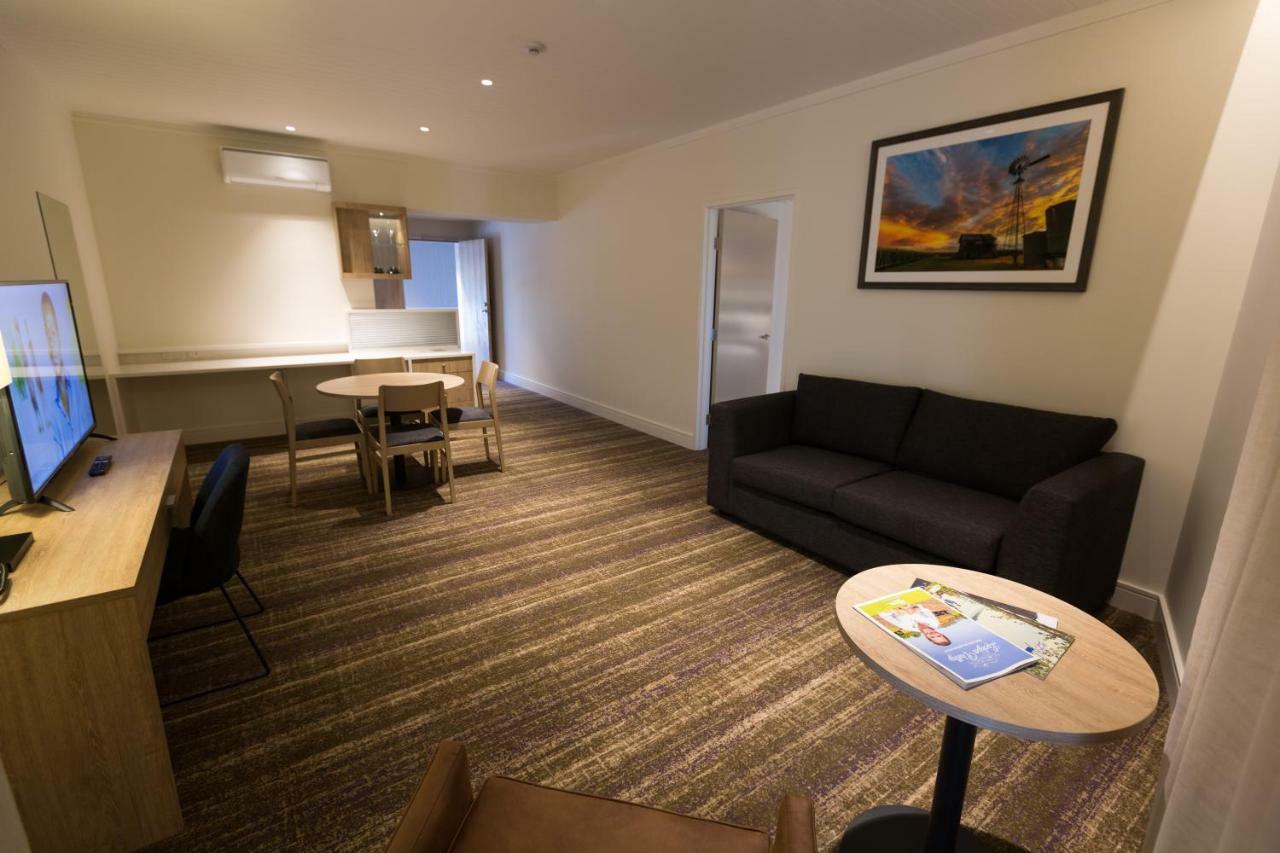 Porter'S Plainland Hotel Экстерьер фото